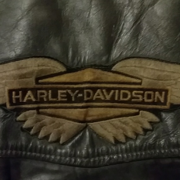Vintage motorcycle jacket w/ Harley-Davidson patch - Picture 7 of 8